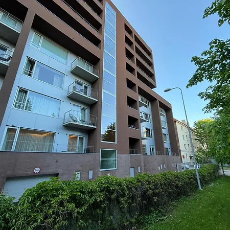 Apartament Next To Old Town, Free Underground Parking, Peaceful Location Tallin