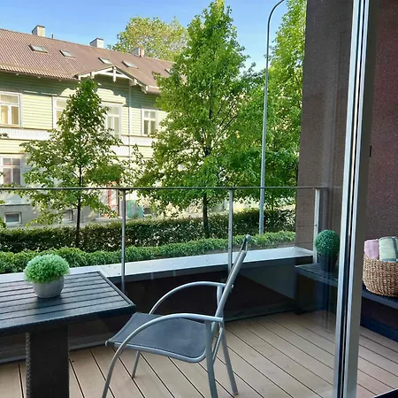 Lägenhet Next To Old Town, Free Underground Parking, Peaceful Location