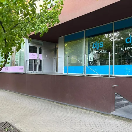 Next To Old Town, Free Underground Parking, Peaceful Location Lägenhet